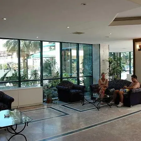 Nergis Hotel 4*